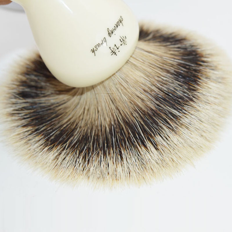 디스코스메틱 쉐이빙 브러시 실버팁 천연 쉐이빙 브러시  - Quality Men'S Grooming Kit 리뷰 및 가격