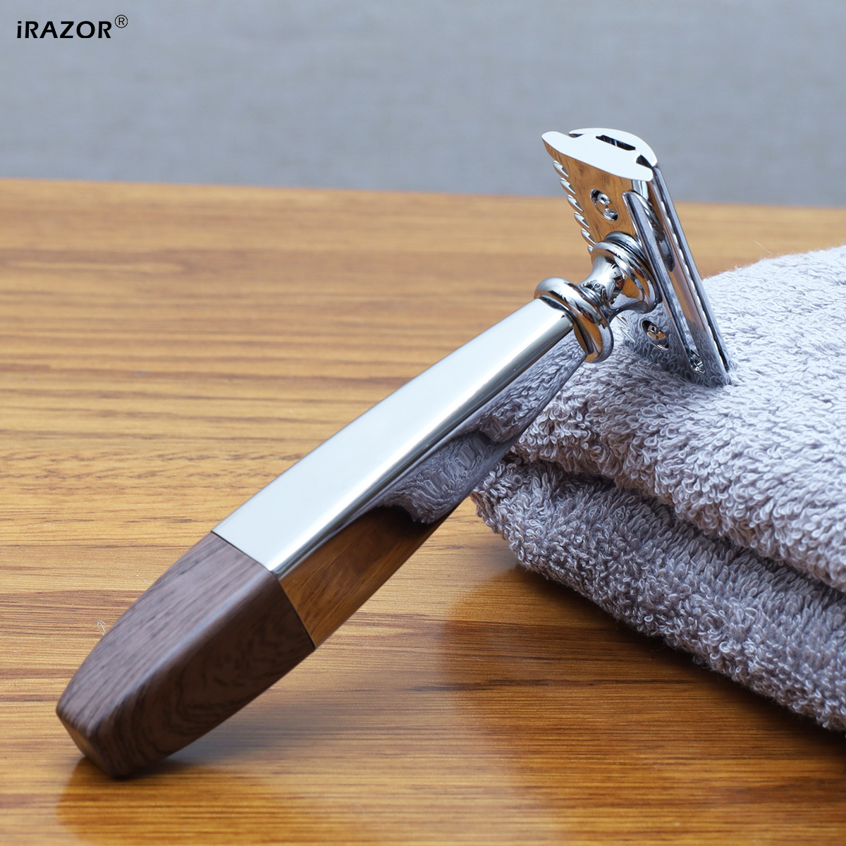 iRAZOR 클래식 남성용 안전 면도기 미끄럼 방지 습 - Men'S Grooming Underarm 리뷰 및 가격